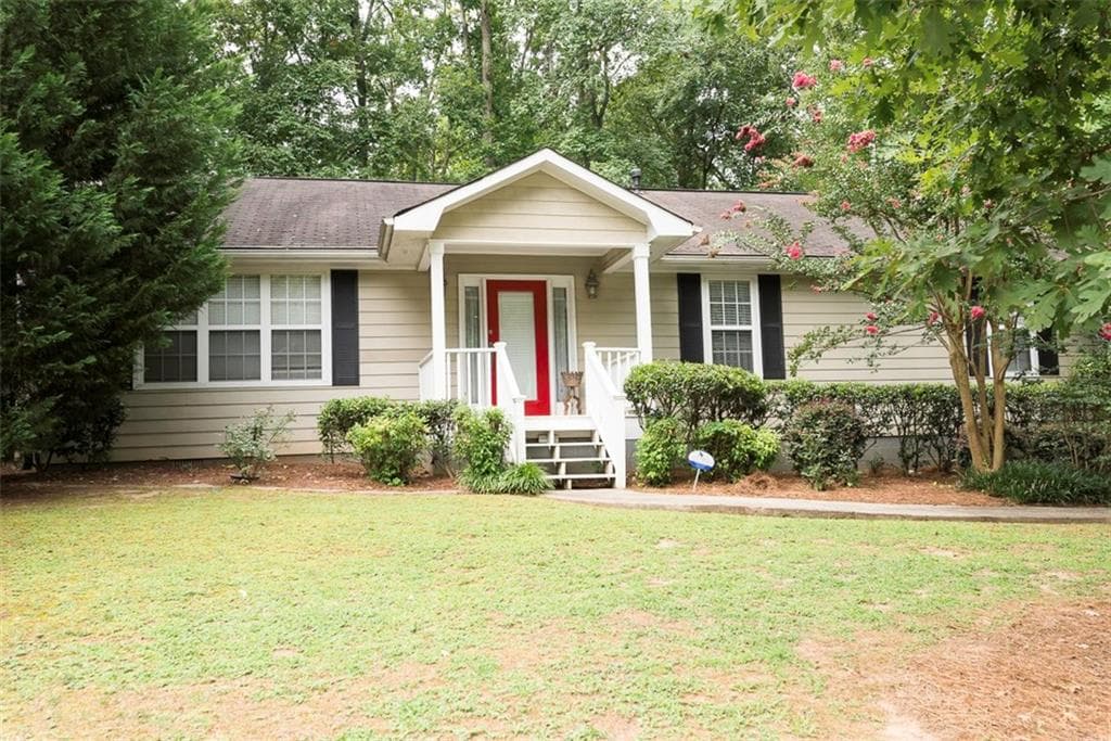 4 bedroom, 2,200 sq ft single family residence sold at 2877 Midway Road, Decatur, GA 30030