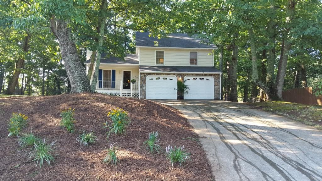 3 bedroom single family residence sold at 90 Chantilly Lane, Lawrenceville, GA 30043