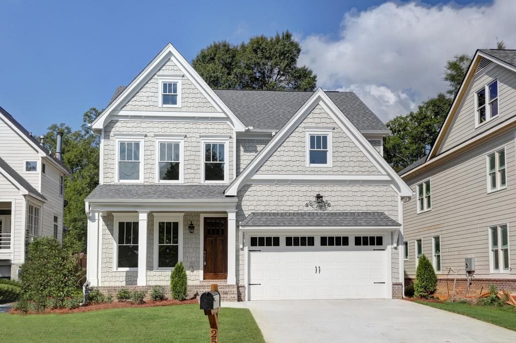 5 bedroom, 3,400 sq ft single family residence sold at 2524 Appalachee Drive, Brookhaven, GA 30319