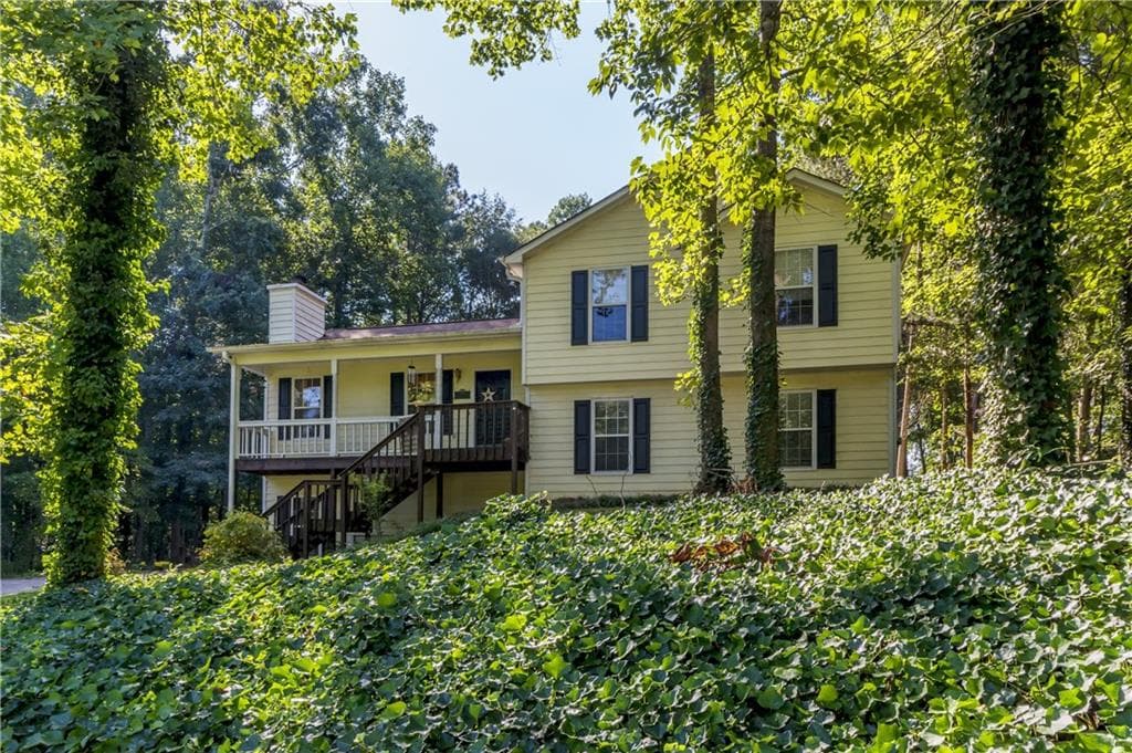 6325 Winchester Court, Cumming, GA 30040 — most recent listing photo