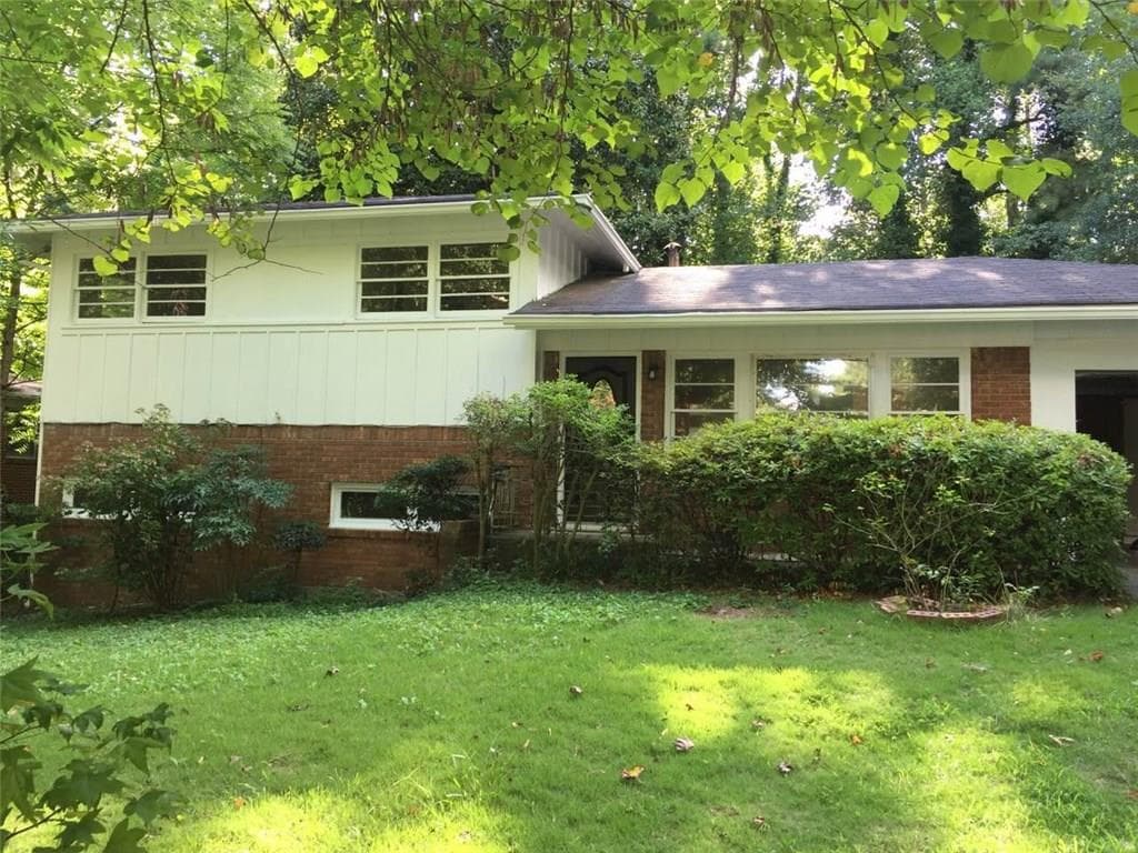 3754 Pin Oak Circle, Atlanta, GA 30340 — most recent listing photo