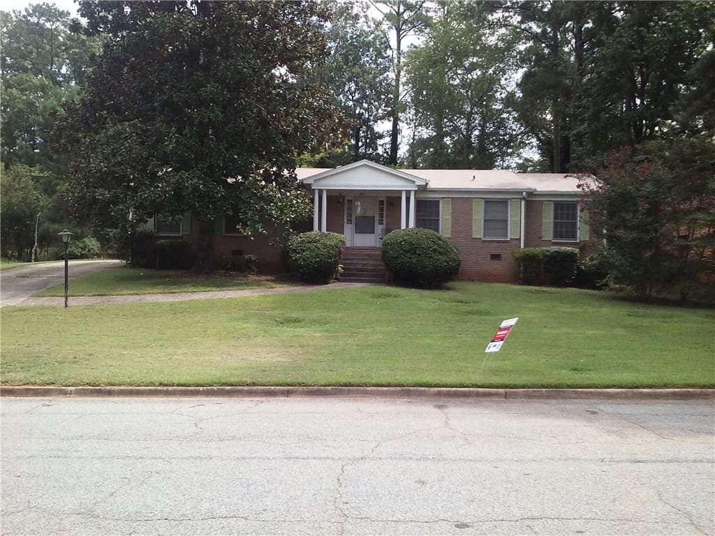 855 Monmouth Drive, Stone Mountain, GA 30083 — most recent listing photo