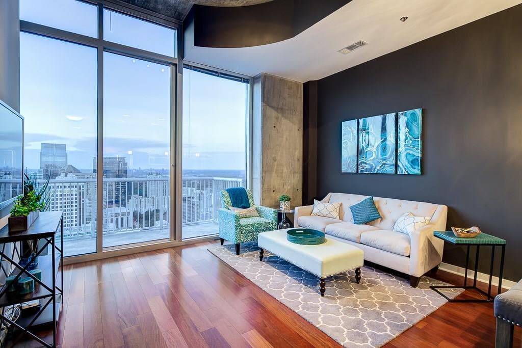 2 bedroom, 927 sq ft condominium sold at 855 Peachtree Street 3608, Atlanta, GA 30308
