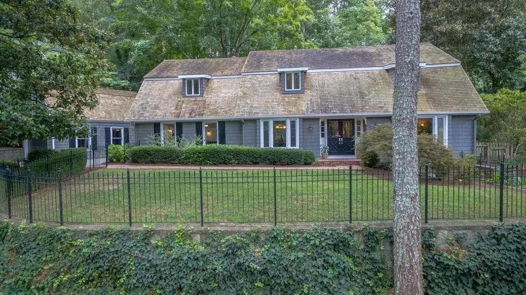 520 N Harbor Drive, Sandy Springs, GA 30328 — most recent listing photo