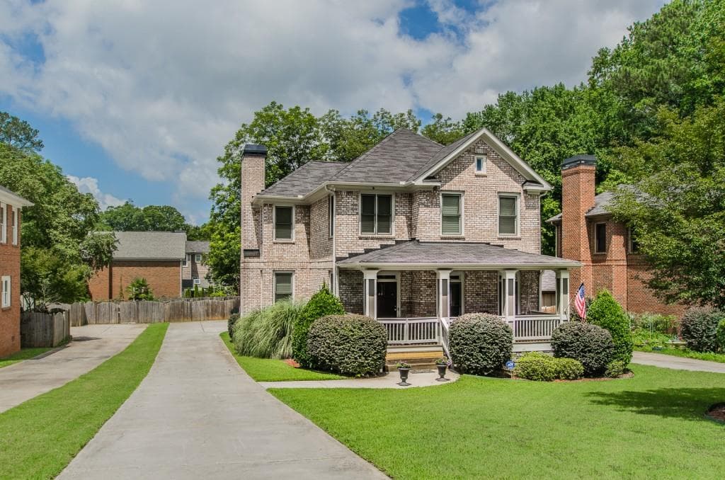 3 bedroom, 2,158 sq ft single family residence sold at 1063 Shadowridge Drive, Atlanta, GA 30316