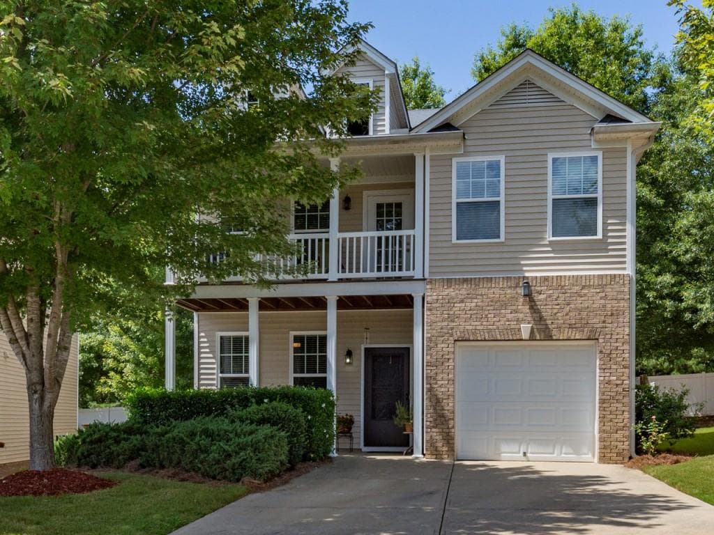 4 bedroom, 2,132 sq ft single family residence sold at 210 Oconee Way, Canton, GA 30114