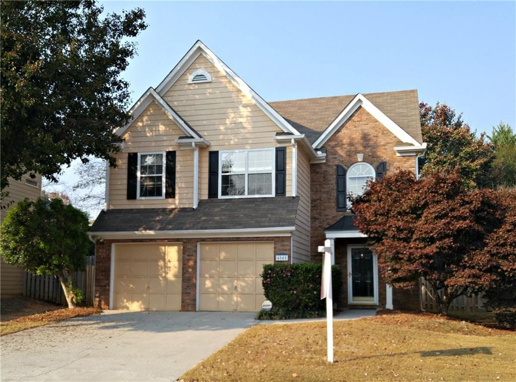 4045 Crabapple Lake Court, Roswell, GA 30076 — most recent listing photo