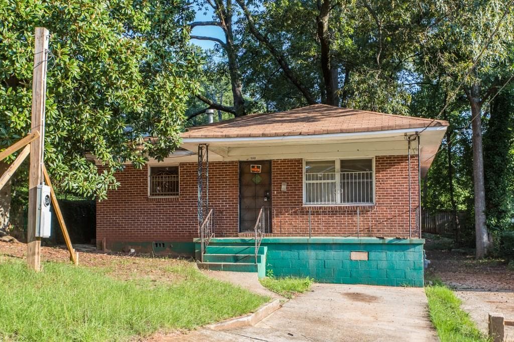 2 bedroom, 806 sq ft single family residence sold at 1440 Chipley Street, Atlanta, GA 30307