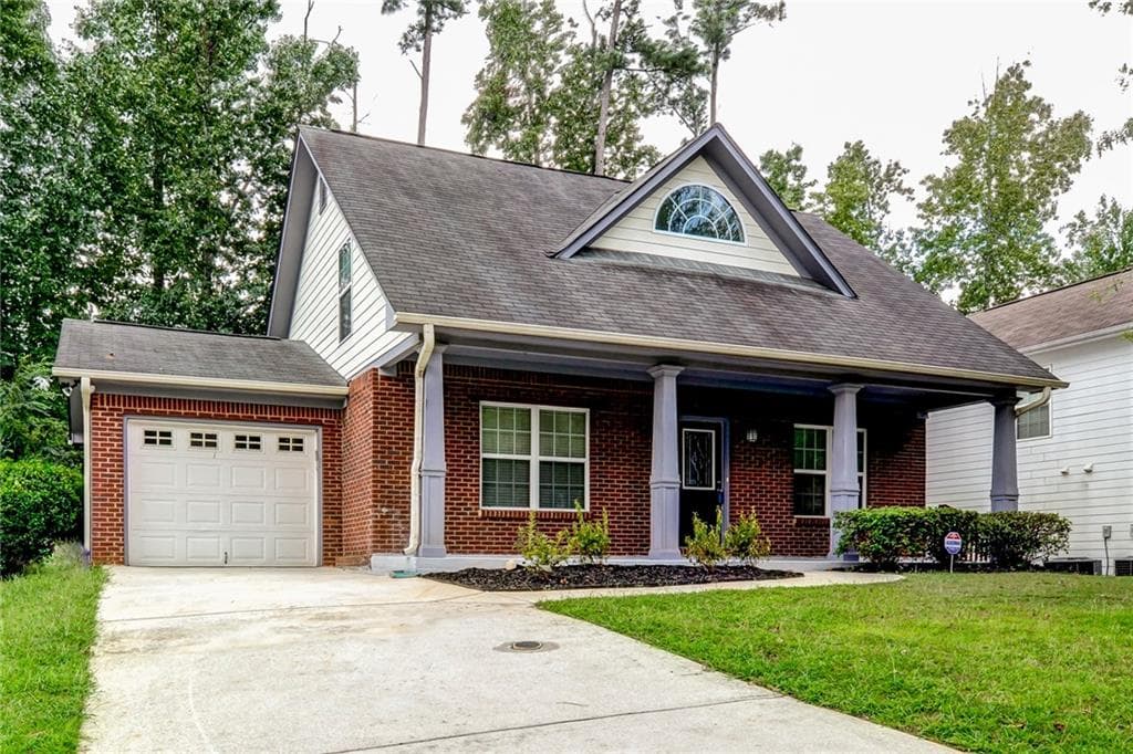 3 bedroom, 1,337 sq ft single family residence sold at 2725 Silver Hill Terrace, Atlanta, GA 30316