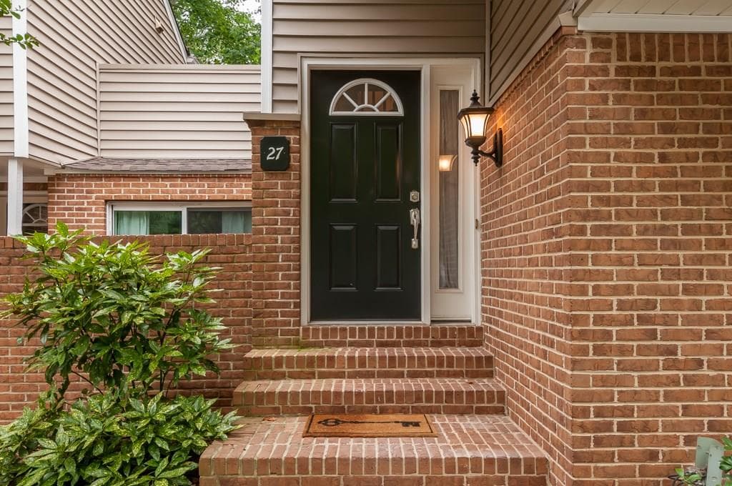 27 Dunwoody Springs Drive 27, Sandy Springs, GA 30328 — most recent listing photo