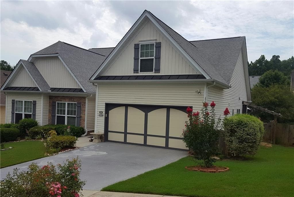 825 Austin Creek Drive, Buford, GA 30518 — most recent listing photo