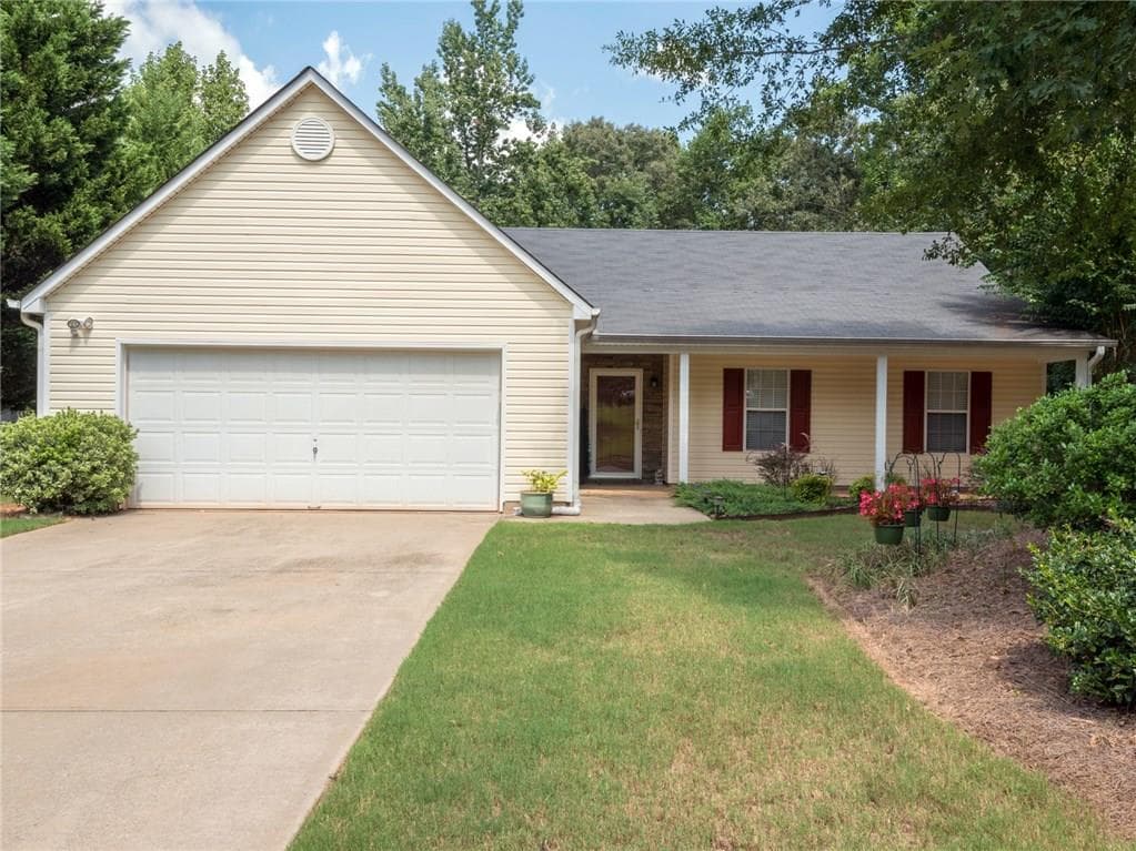 135 Azalea Drive, Winder, GA 30680 — most recent listing photo