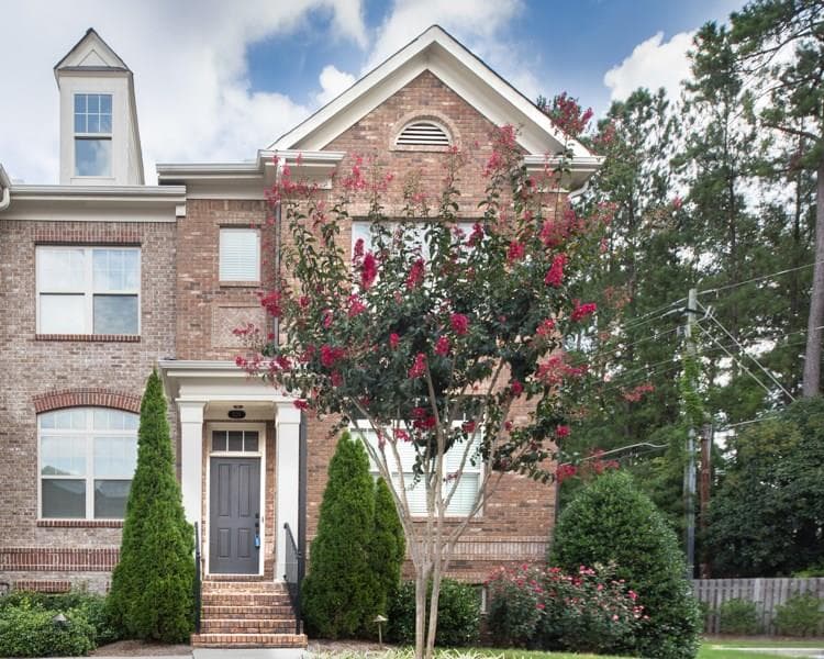 3 bedroom, 2,200 sq ft townhouse sold at 1228 Lavista Circle, Atlanta, GA 30324