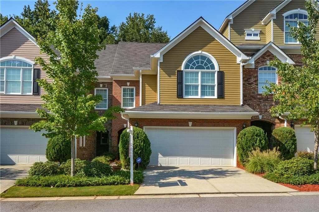 3 bedroom, 1,896 sq ft townhouse sold at 3255 Tomeh Way, Tucker, GA 30084