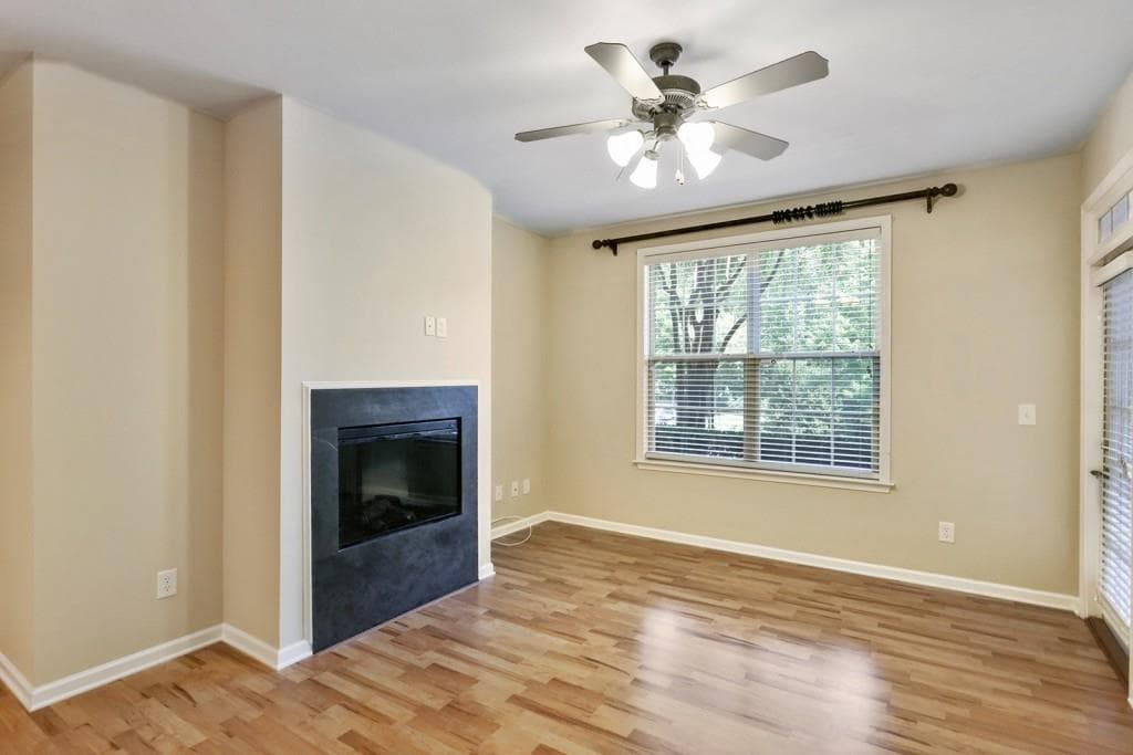 2 bedroom, 1,209 sq ft condominium sold at 1910 Cedar Glenn Way 4104, Atlanta, GA 30339