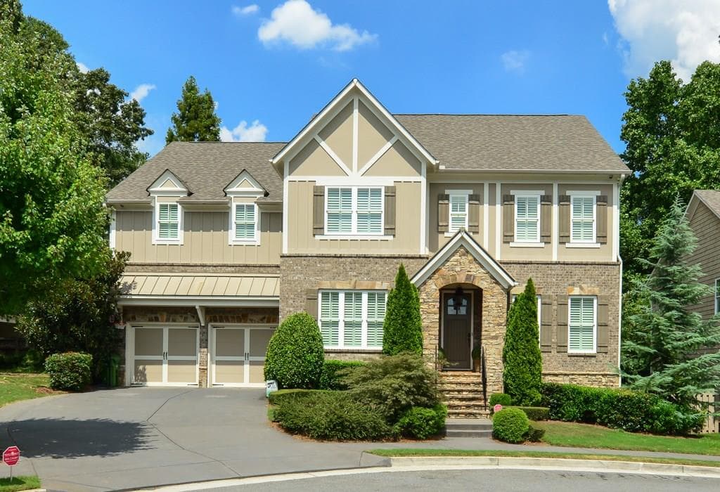 4 bedroom, 3,442 sq ft single family residence sold at 326 Valley Brook Way, Atlanta, GA 30342