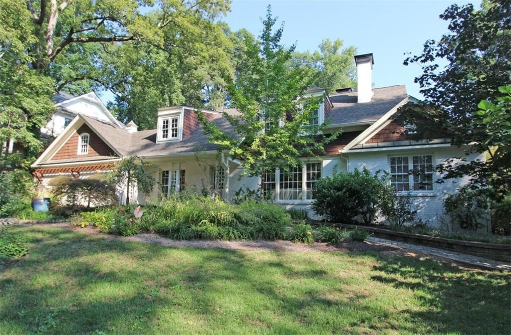 4 bedroom, 4,330 sq ft single family residence sold at 780 Stovall Boulevard, Atlanta, GA 30342