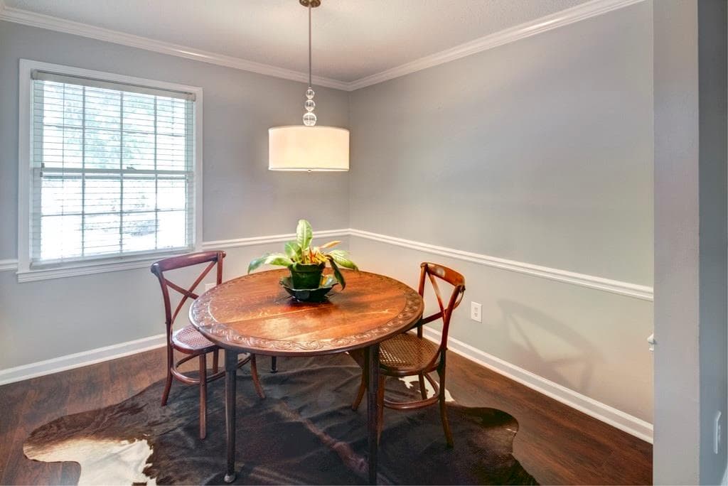 1 bedroom, 812 sq ft condominium sold at 103 De Arc Place, Atlanta, GA 30327