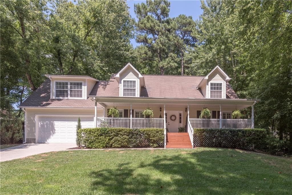 3 bedroom, 1,770 sq ft single family residence sold at 3985 Doral Circle, Atlanta, GA 30360