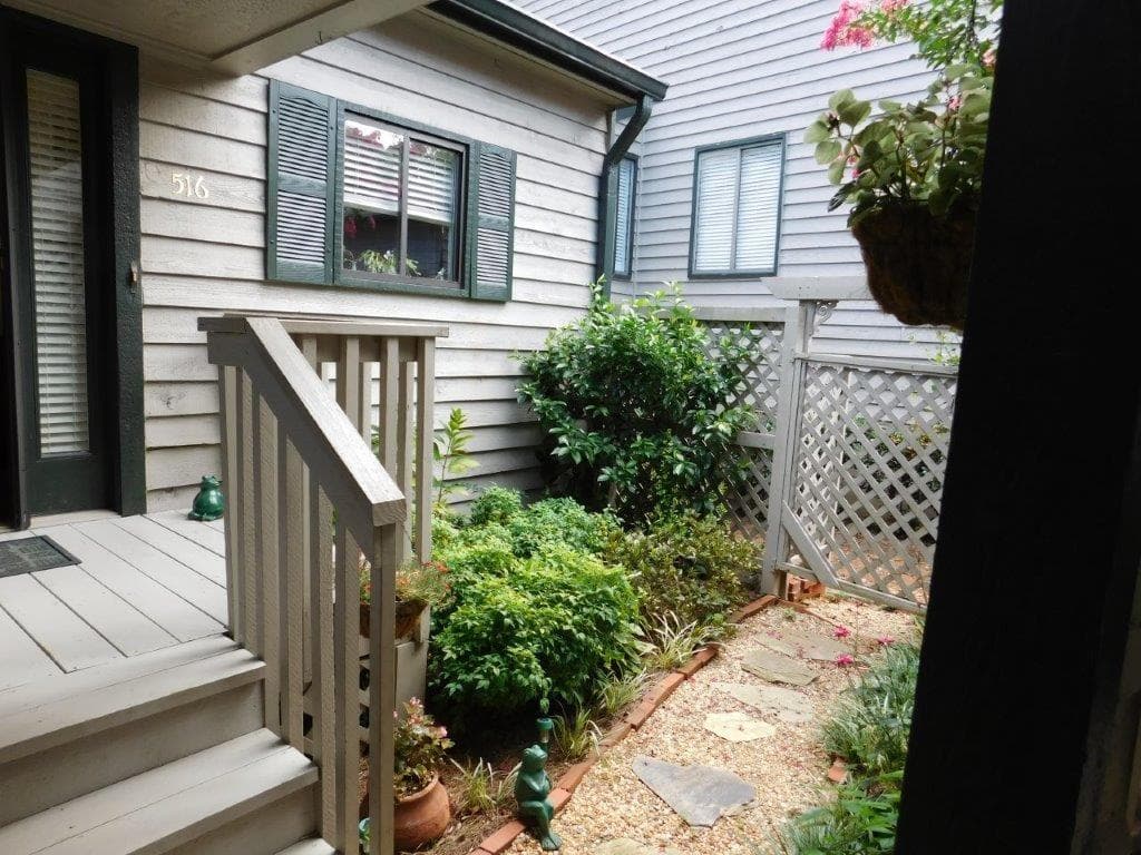 516 Gardenia Lane 516, Marietta, GA 30068 — most recent listing photo