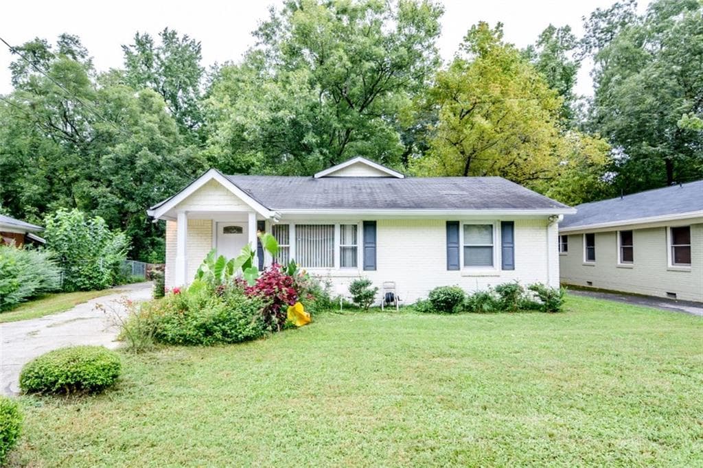 3 bedroom, 1,814 sq ft single family residence sold at 154 Woodbine Circle, Atlanta, GA 30317