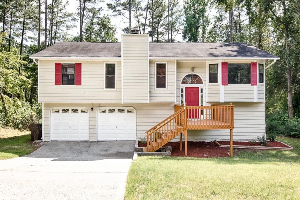 135 Omega Drive, Lawrenceville, GA 30044 — most recent listing photo