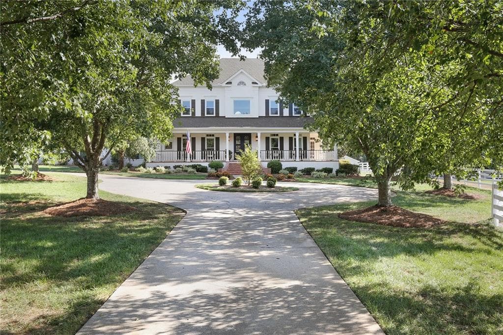 565 Tullamore Way, Milton, GA 30004 — most recent listing photo
