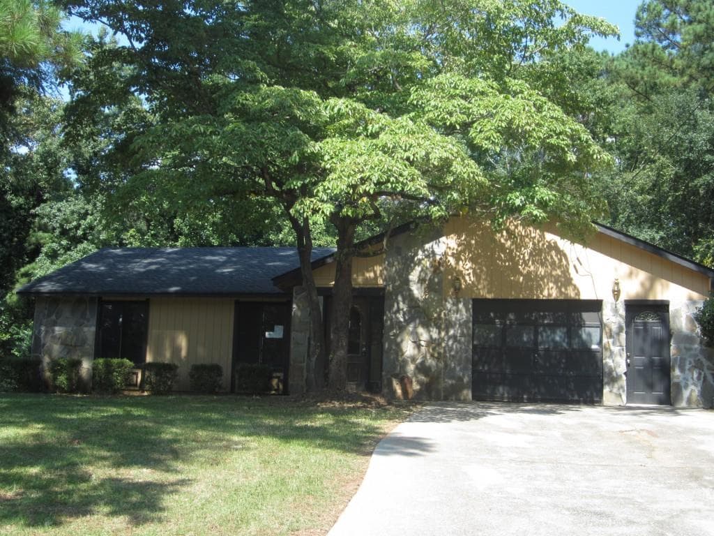 939 Timberclair Way, Lithonia, GA 30058 — most recent listing photo