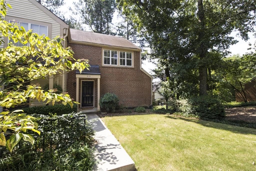 2 bedroom, 1,757 sq ft condominium sold at 2115 Bucktrout Place, Atlanta, GA 30338