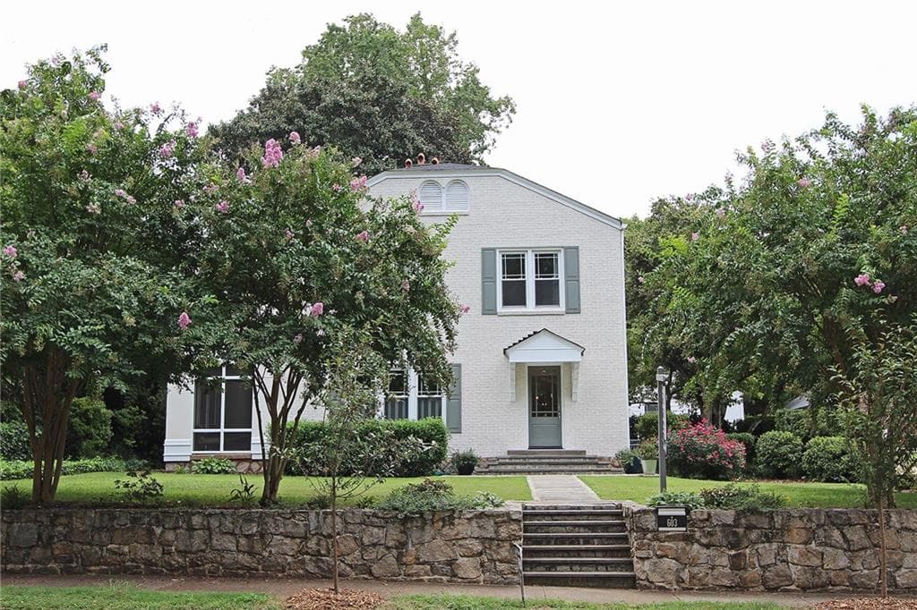 4 bedroom, 3,100 sq ft single family residence sold at 603 E Ponce De Leon Avenue, Decatur, GA 30030