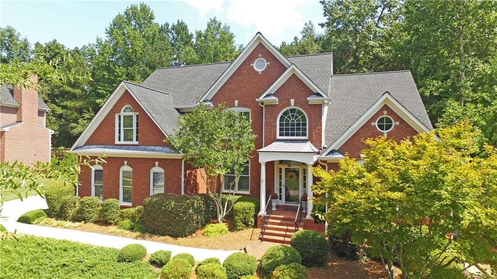 5 bedroom, 5,487 sq ft single family residence sold at 111 Grand Avenue, Suwanee, GA 30024