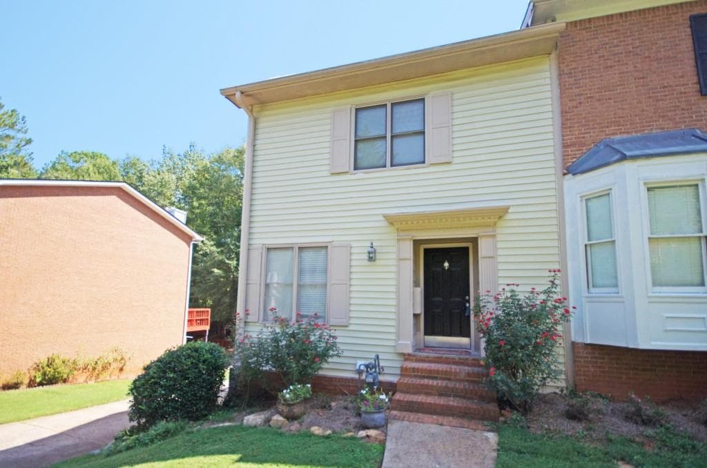 207 Hembree Park Terrace 207, Roswell, GA 30076 — most recent listing photo