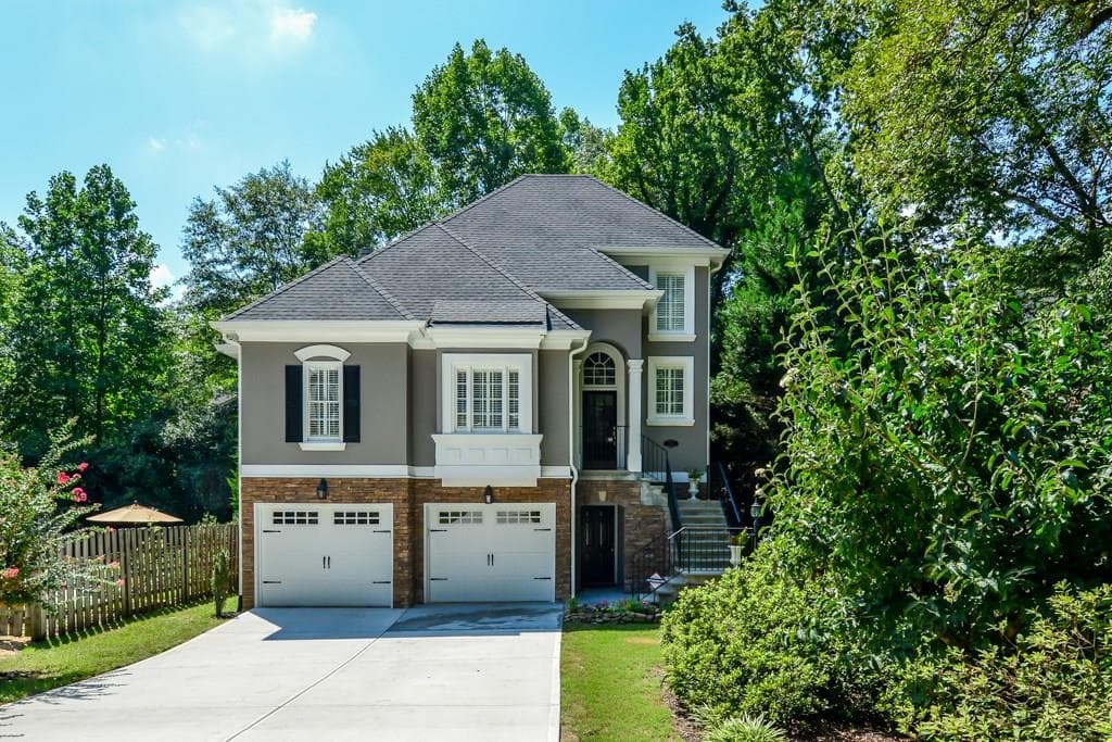 4 bedroom single family residence sold at 1303 Oaklawn Avenue, Brookhaven, GA 30319