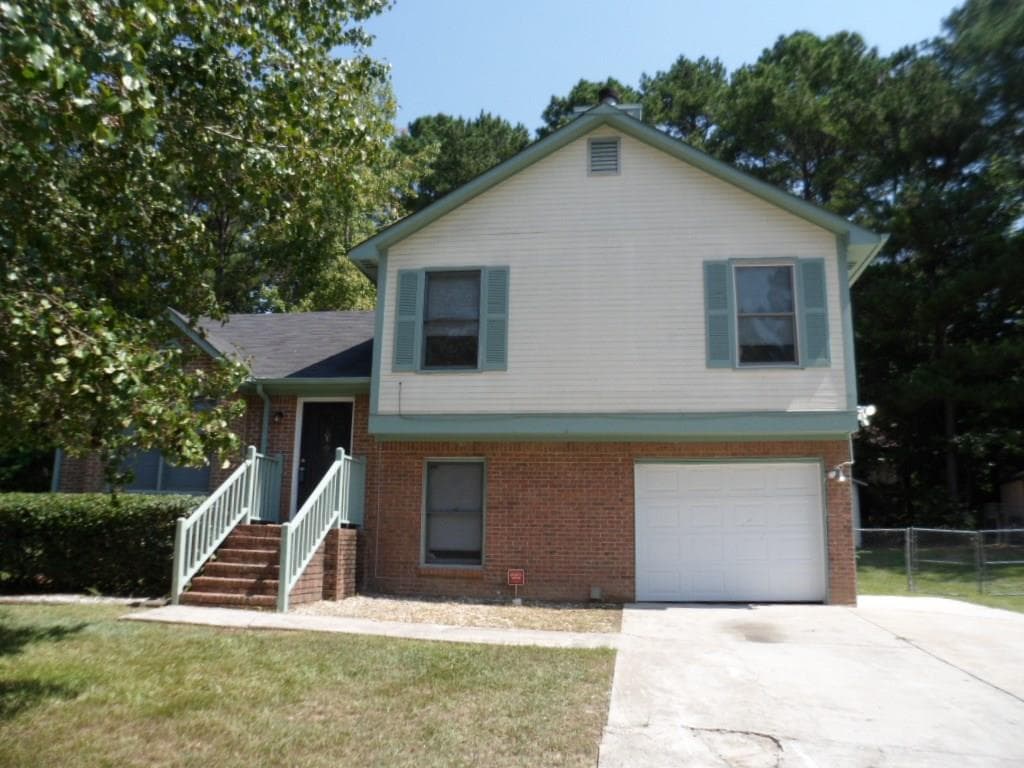 7190 Nunn Woods Way, Fairburn, GA 30213 — most recent listing photo