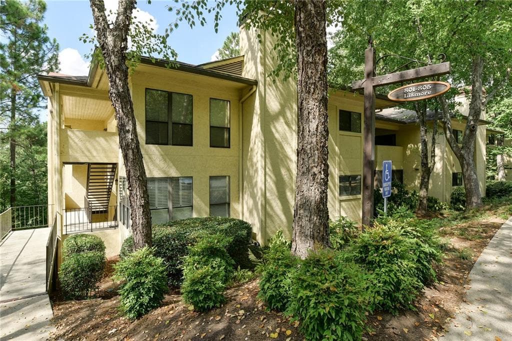 802 Lismore 2, Smyrna, GA 30080 — most recent listing photo