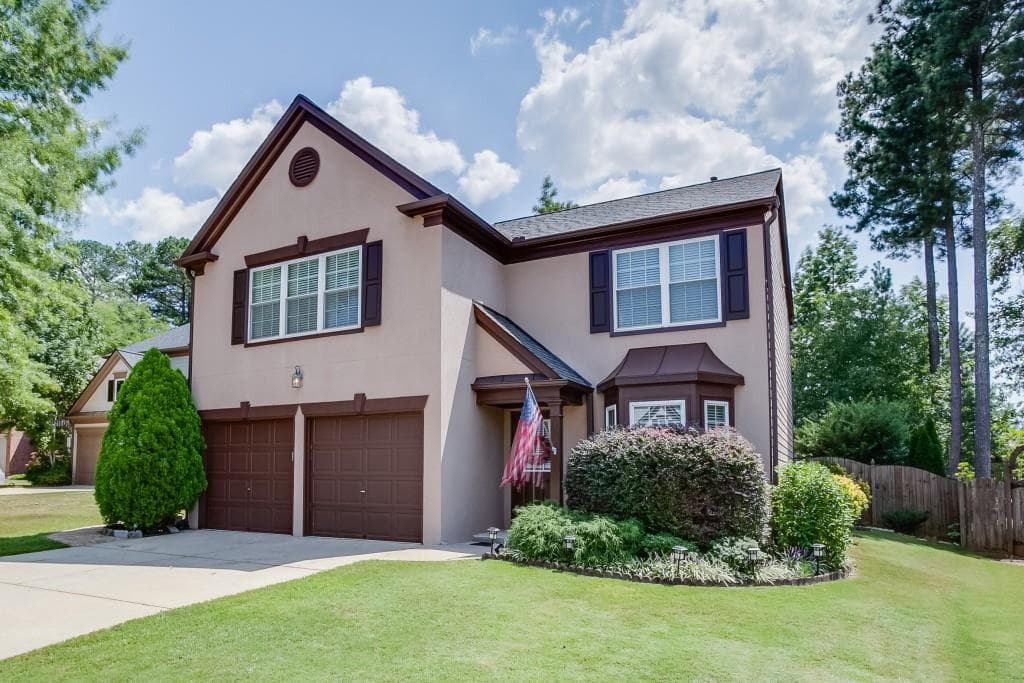 3 bedroom, 1,754 sq ft single family residence sold at 385 Cadeleigh Court, Johns Creek, GA 30005