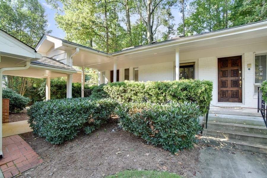 4 bedroom single family residence sold at 2580 Hawthorne Drive, Atlanta, GA 30345