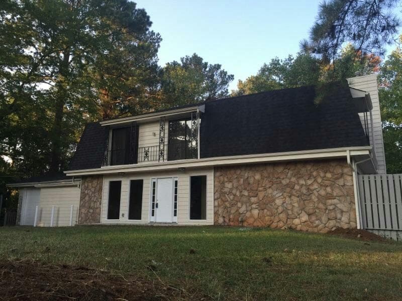 926 E Riverbend Drive, Lilburn, GA 30047 — most recent listing photo