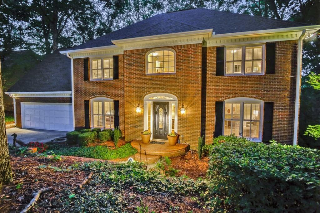 4033 River Cliff Chase, Marietta, GA 30067 — most recent listing photo