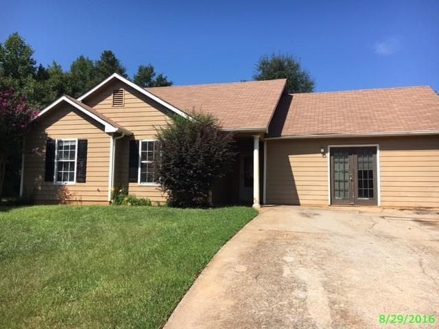 3 bedroom, 1,177 sq ft single family residence sold at 5177 Cash Road, Flowery Branch, GA 30542