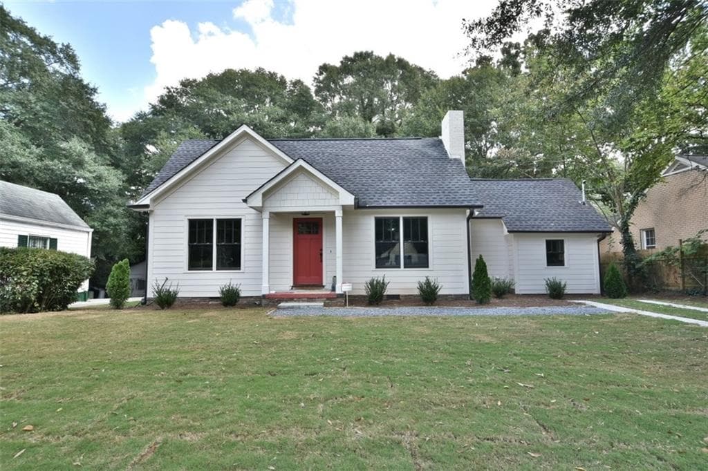 4 bedroom, 2,327 sq ft single family residence sold at 272 S Howard Street, Atlanta, GA 30317