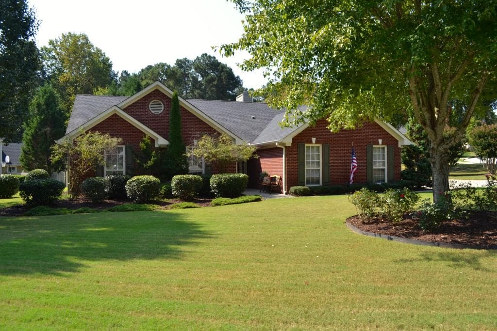 590 Silverberry Lane, Sugar Hill, GA 30518 — most recent listing photo