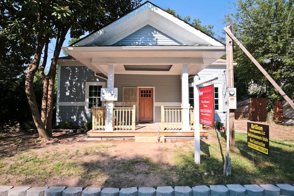 3 bedroom, 1,574 sq ft single family residence sold at 593 Culberson Street, Atlanta, GA 30310