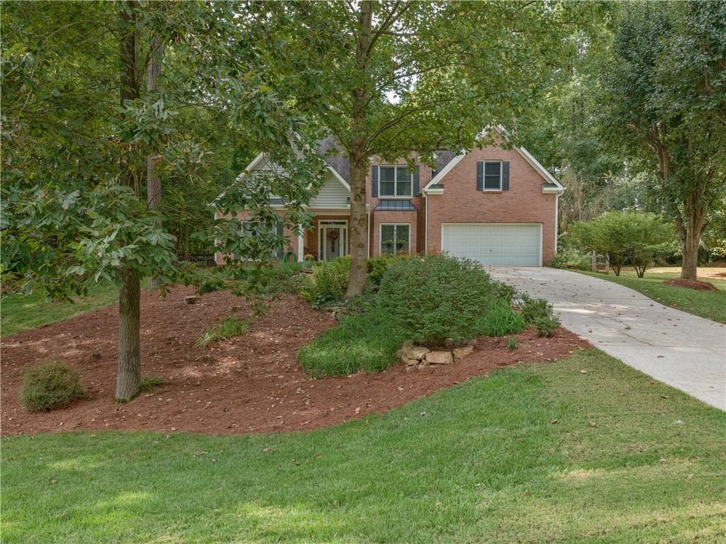 3520 Rosewicke Drive, Cumming, GA 30040 — most recent listing photo