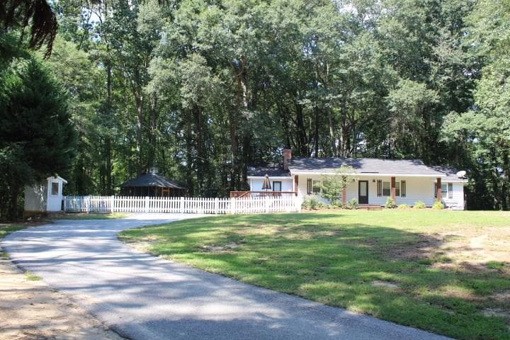 3 bedroom single family residence sold at 2155 NEW HOPE CHURCH Road, Monroe, GA 30656