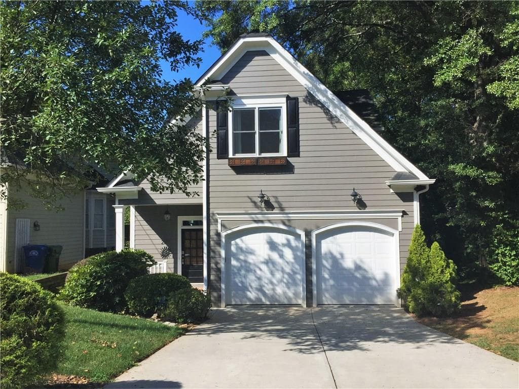 5 bedroom, 2,486 sq ft single family residence sold at 2184 Spink Street, Atlanta, GA 30318