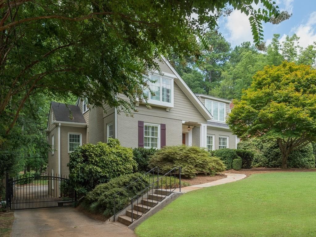 4 bedroom single family residence sold at 1016 E Rock Springs Road, Atlanta, GA 30306