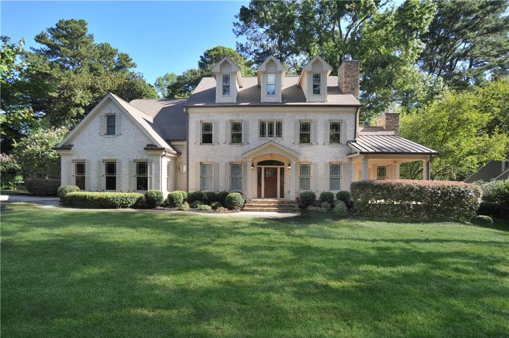 5 bedroom, 4,525 sq ft single family residence sold at 3963 Statewood Road, Atlanta, GA 30342