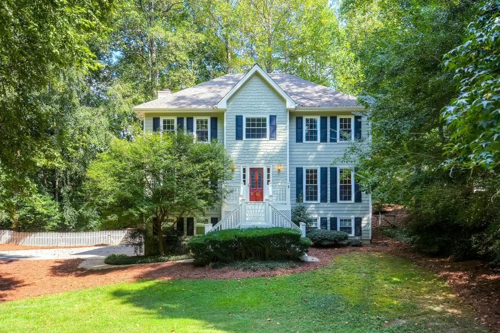 300 Lakemont Drive, Roswell, GA 30075 — most recent listing photo