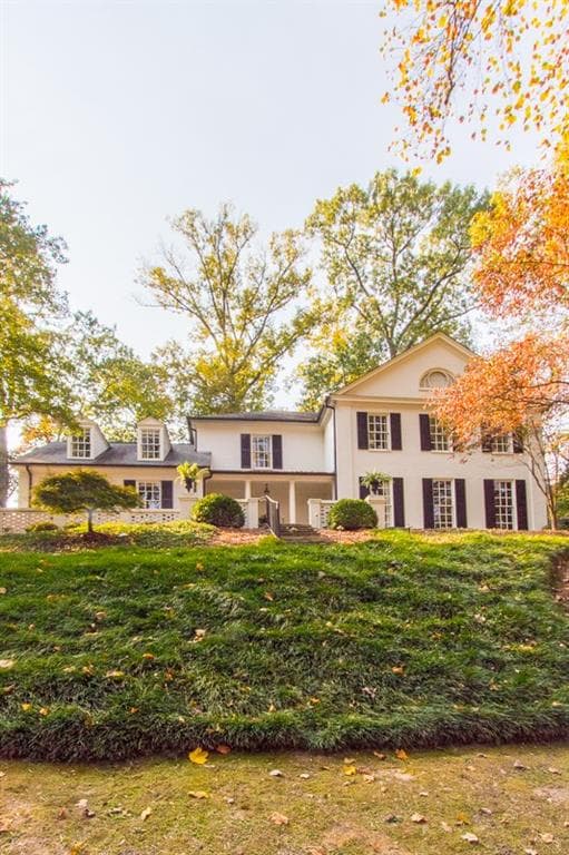 4 bedroom single family residence sold at 3089 Habersham Way, Atlanta, GA 30305